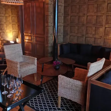 Le Nouvel Hotel